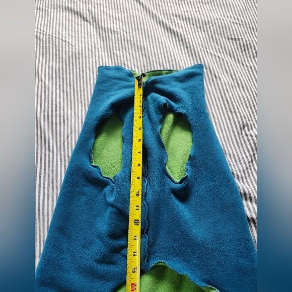 Reversable Dog Sweater - Picture 6 of 9